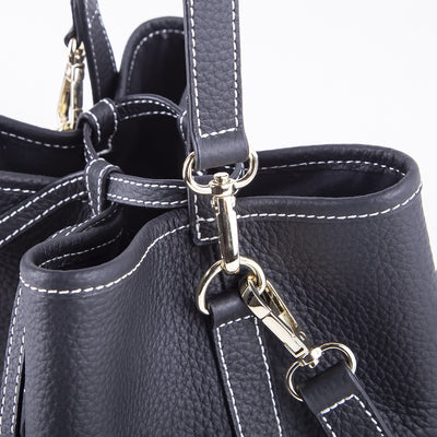 Bolso Cubo Retro de Cuero Genuino con Patrón Grabado y Cordón Ajustable - Image 47