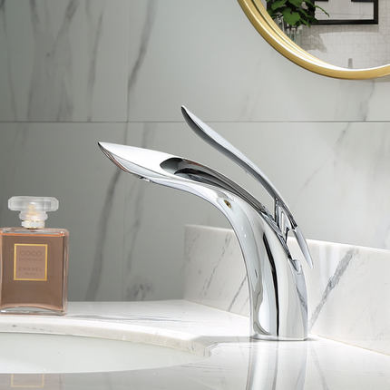 Grifo Monomando Empotrado Estilo Nórdico en Cobre Dorado - Image 11