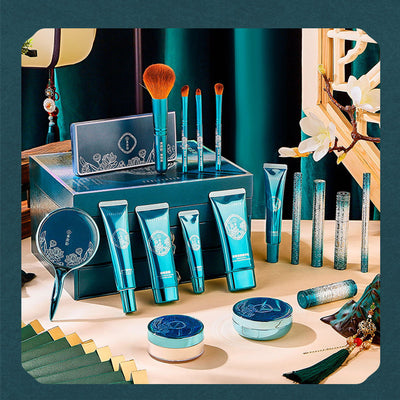 Set Completo de Maquillaje y Cuidado de Piel Loto Verde - 18 Piezas - Image 9