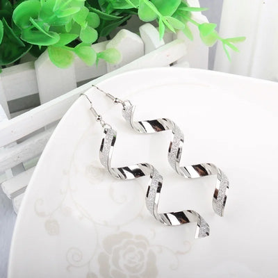 Aretes Largos Espiral Retorcidos Punk para Mujer - Joyería Charm Elegante - Image 14