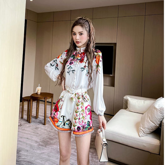 Shorts Talle Alto Pierna Ancha con Blusa de Mangas Estampadas - Image 14