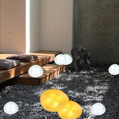 Lámpara Solar de Jardín con Diseño de Piedra Natural - Image 10