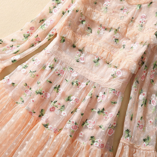 Vestido Largo de Encaje Floral Bordado con Mangas Largas - Image 18