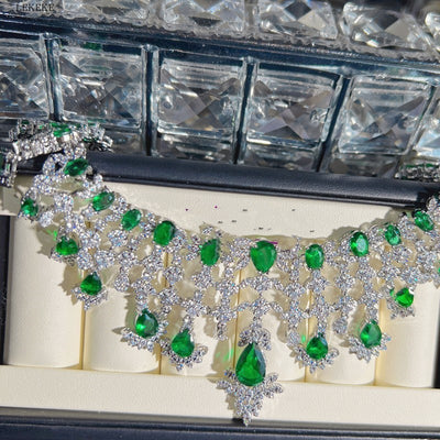 Conjunto de Joyería Elegante con Zirconia Verde - Collar, Aretes, Anillo y Pulsera - Image 15