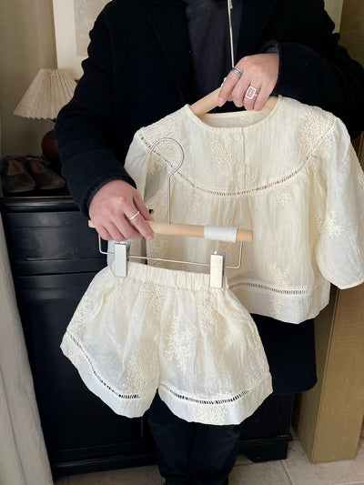 Conjunto de Dos Piezas Infantil: Blusa y Culotte en Tono Damasco Premium - Image 14