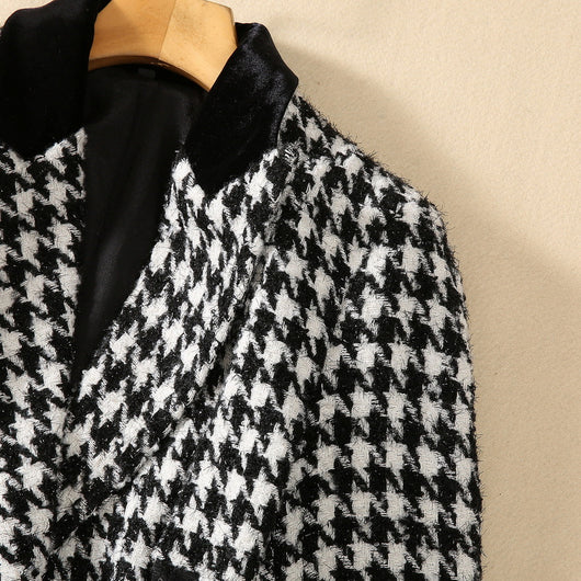 Abrigo Elegante con Pespuntes Pata de Gallo y Lentejuelas en Tul - Image 24
