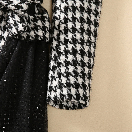 Abrigo Elegante con Pespuntes Pata de Gallo y Lentejuelas en Tul - Image 28