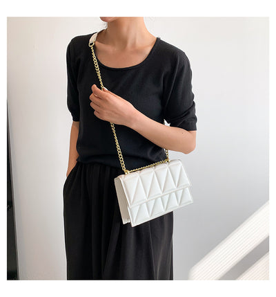 Bolso Bandolera Cuadrado con Cadena - Cartera de Moda Compacta - Image 17
