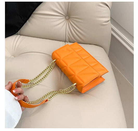Bolso Bandolera Cuadrado con Cadena - Cartera de Moda Compacta - Image 23