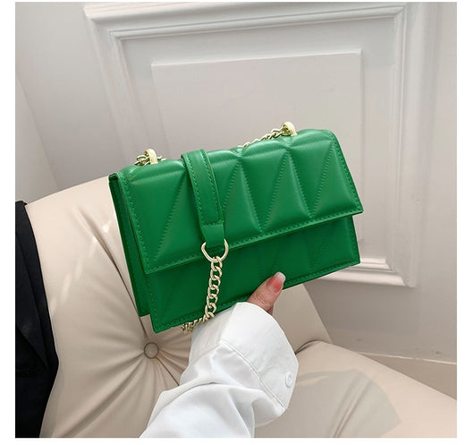 Bolso Bandolera Cuadrado con Cadena - Cartera de Moda Compacta - Image 25