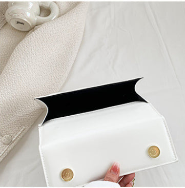 Bolso Bandolera Cuadrado con Cadena - Cartera de Moda Compacta - Image 29