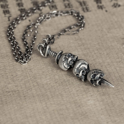 Pendiente Calavera con Diseño Original de Espada - Image 13