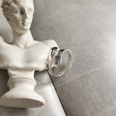Anillo de Cruz FAITH en Plata de Ley - Image 14