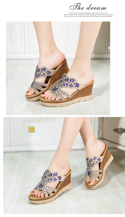 Sandalias y Pantuflas Femeninas con Pedrería Hueca - Image 21