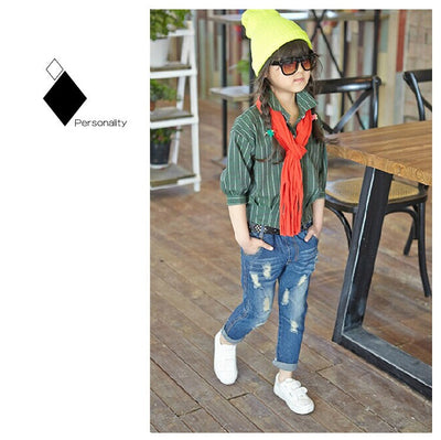 Jeans Holgados Infantiles con Rotos Modernos - Image 9