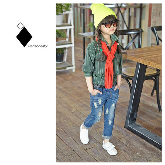 Jeans Holgados Infantiles con Rotos Modernos - Image 9