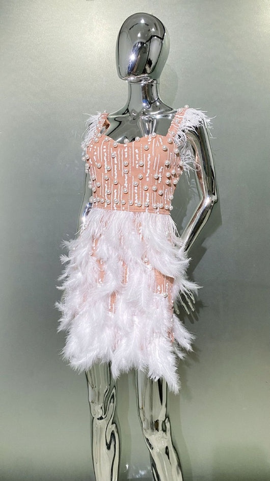 Vestido Corto Ajustado con Cuentas de Industria Pesada y Escote en V - Image 28