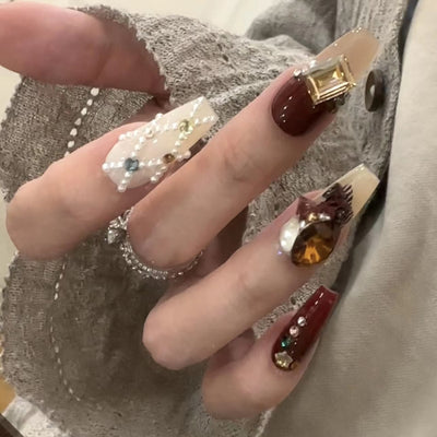 Uñas Postizas Oso Terciopelo Rojo Diseño Retro Personalizable - Image 13