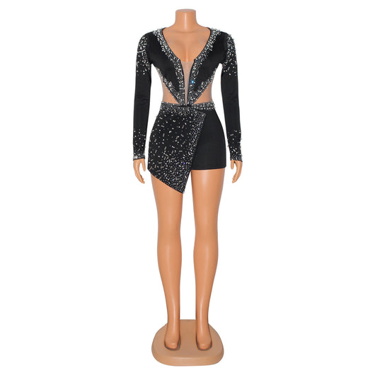 Jumpsuit Ajustado con Escote en V y Detalles de Brillantes - Image 32