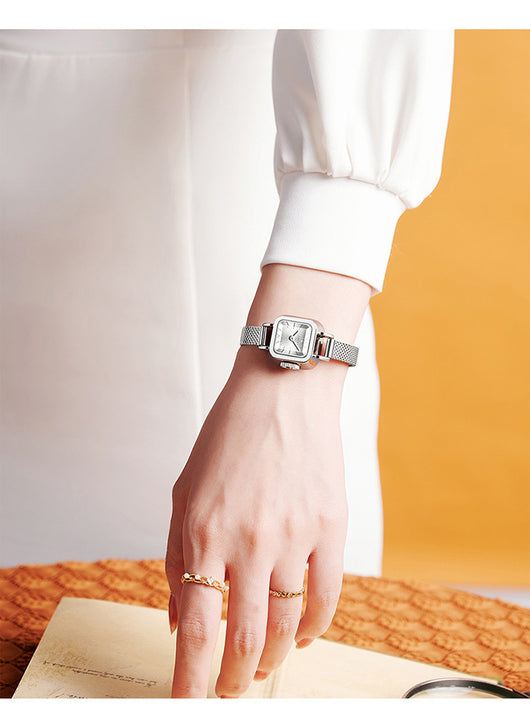 Reloj de Malla Cuarzo Diseño Minimalista con Números Romanos Resistente al Agua - Image 13