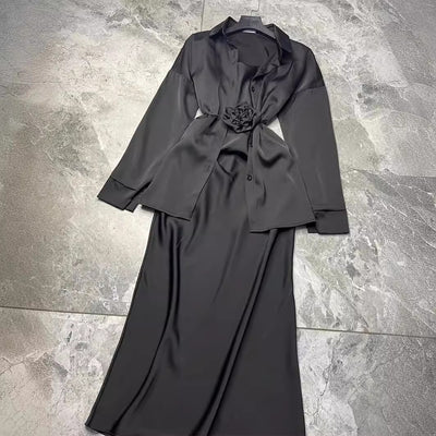 Conjunto de Falda con Tirantes de Encaje y Blusa Satinada - Image 10
