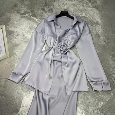 Conjunto de Falda con Tirantes de Encaje y Blusa Satinada - Image 13