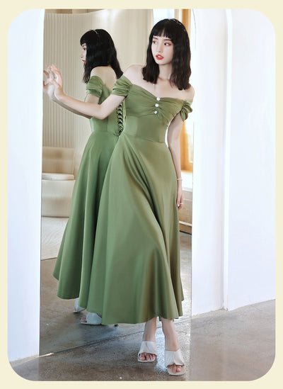 Falda Satinada Verde Aguacate para Mujer - Colección Primavera Sisters - Image 39