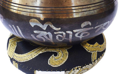Cuenco Tibetano Negro para Meditación y Sanación Energética - Image 14