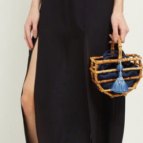 Bolso Bambú Artesanal Estilo Antiguo con Borlas - Diseño Semicircular para Vacaciones - Image 10