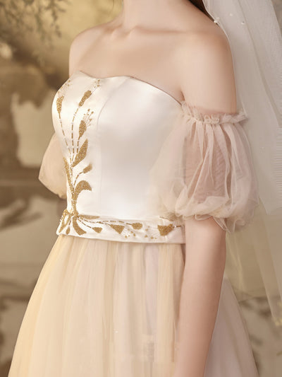 Vestido de Novia Midi Blanco con Escote Palabra de Honor y Detalles Brillantes - Image 17