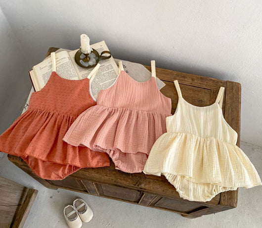 Mono Princesa con Falda Triangular Bordada y Tirantes Ajustables - Image 27