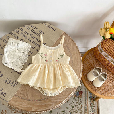 Mono Princesa con Falda Triangular Bordada y Tirantes Ajustables - Image 31