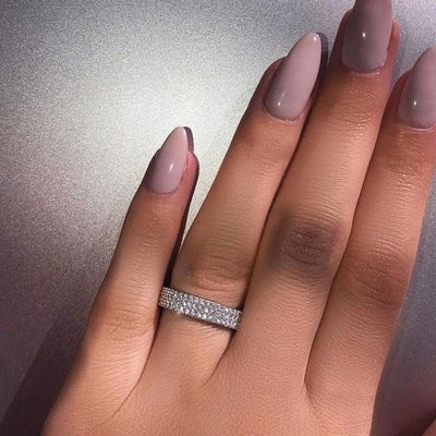 Anillo de Diamantes Princesa Triple Fila - Image 9