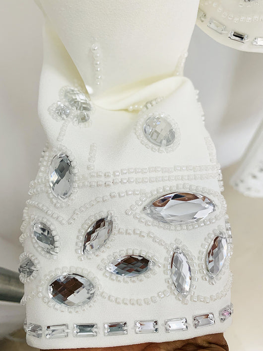 Conjunto Elegante con Top Corto y Falda Larga - Detalles de Diamantes y Abalorios - Image 30