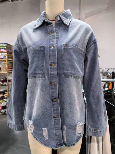 Camisa Denim Mujer Estilo Urbano con Letras - Image 18