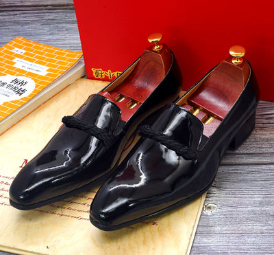 Mocasines Formales de Cuero Charol Negro Punta Aguda para Hombre - Image 30