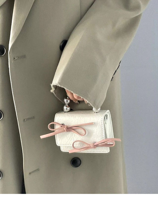 Bolso de Mano Mini con Cadena y Moño Texturizado - Image 22