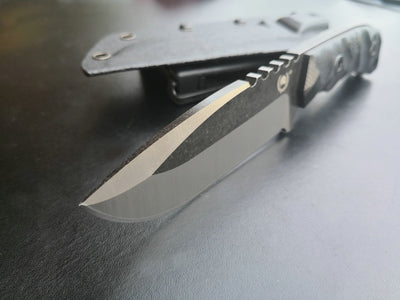 Cuchillo de Supervivencia Táctica para Defensa Personal y Aventura - Image 9