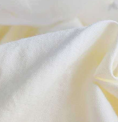 Conjunto Minimalista para Niña: Blusa y Falda de Tul - Image 12