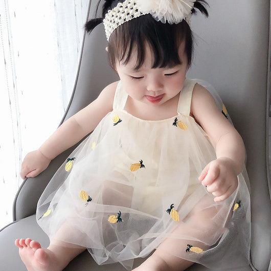 Conjunto Minimalista para Niña: Blusa y Falda de Tul - Image 17