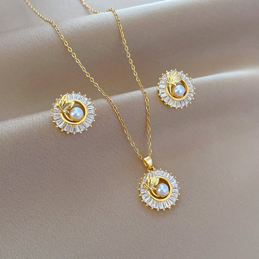 Conjunto de Joyería Elegante: Collar, Anillo y Aretes con Hojas y Cristales - Image 12
