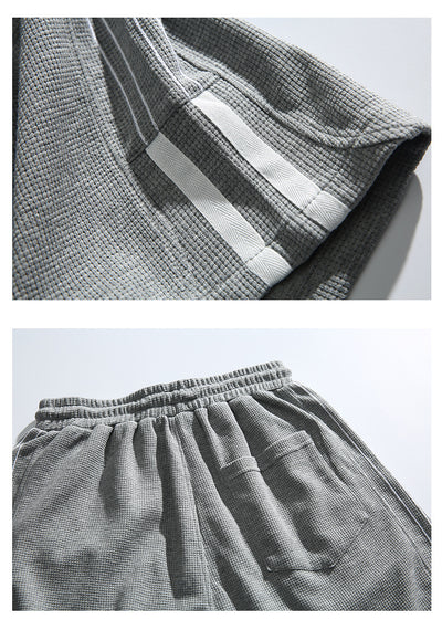 Shorts Sueltos Cuadriculados Beige Estilo Japonés - Cómodos y Versátiles - Image 24