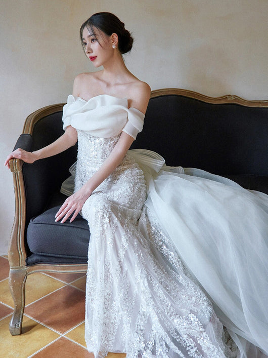 Vestido Fishtail Ajustado en Encaje Premium - Image 18
