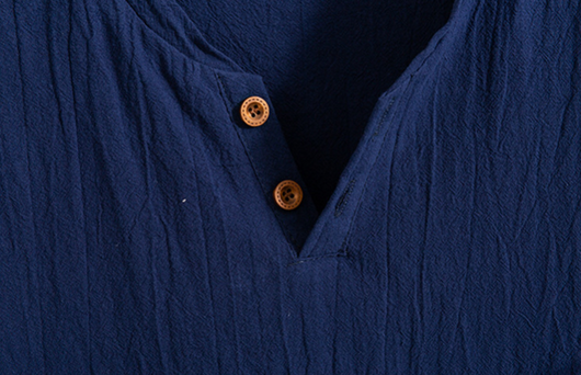 Set de Dos Camisetas de Algodón y Lino para Hombre - Colores Sólidos - Image 9