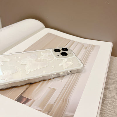 Funda Transparente Mariposa Moderna para Celular Mujer - Image 17
