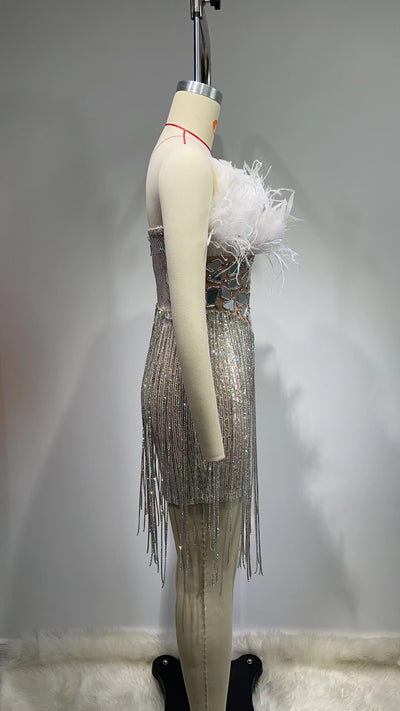 Vestido Tubo Escotado con Borlas - Diseño Elegante y Moderno - Image 18