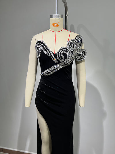 Vestido Elegante con Brillantes y Abertura Alta - Image 22