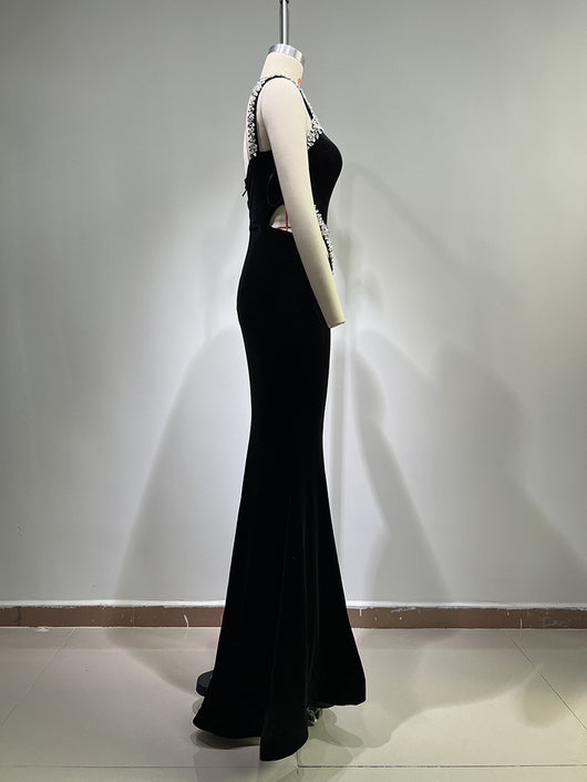 Vestido Asimétrico con Hombro Único y Detalles de Diamantes - Image 22