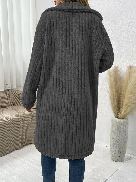 Abrigo de Lana para Mujer con Solapa Suave y Mangas Largas - Image 17