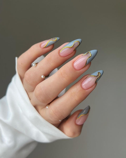Manicura Francesa Artesanal de Almendra con Acabado Premium - Image 14